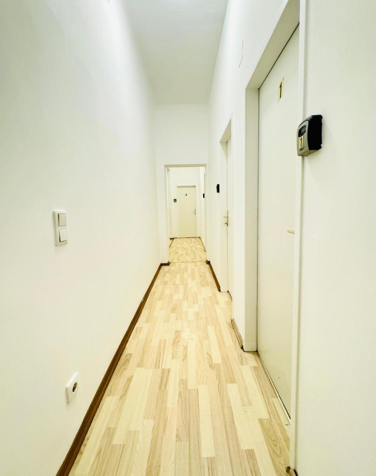 Apartment 4br For 8p, 10min To Fac Platz Wien
